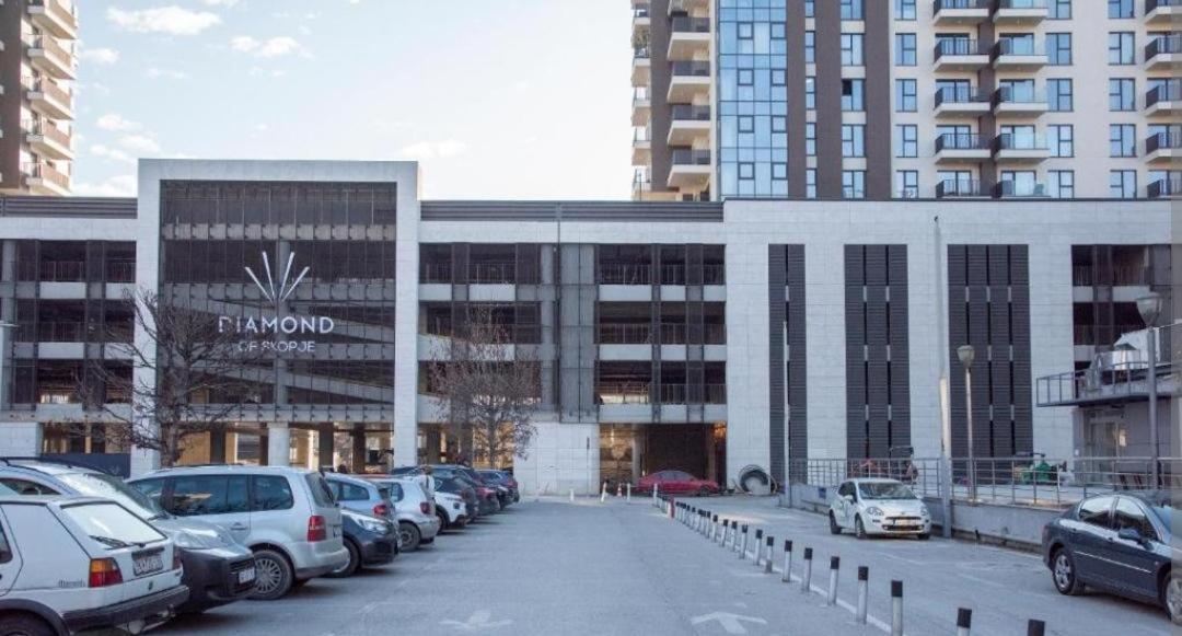 Nina Apartment Diamond Limak Skopje Esterno foto